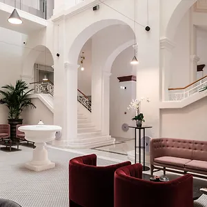 5* Отель Rosselli Ax Privilege